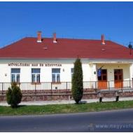 Könyvtári, Információs és Közösségi Hely